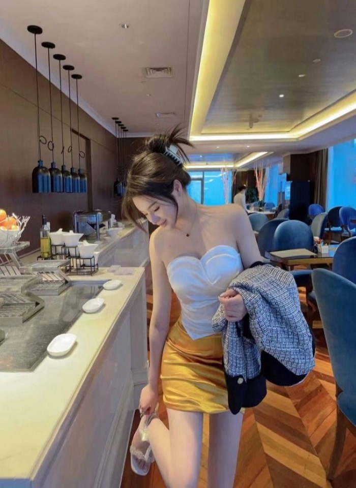 成全高清免费完整观看,热门电影在线观看